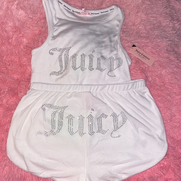 Juicy Couture Other - Juicy Couture 2 piece bling sleep set